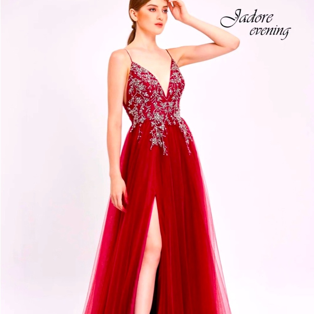 Gorgeous Prom dress in wine
